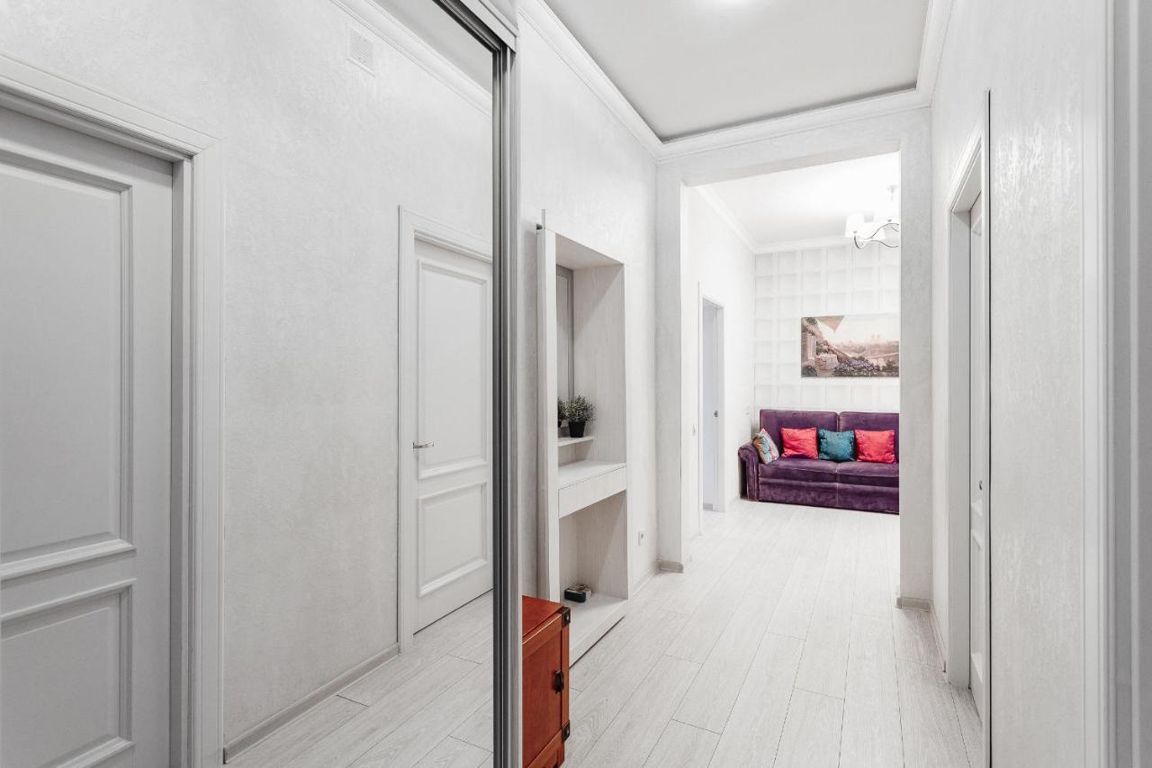 New 2 Bedrooms On Deribasovskay Str Одесса Экстерьер фото